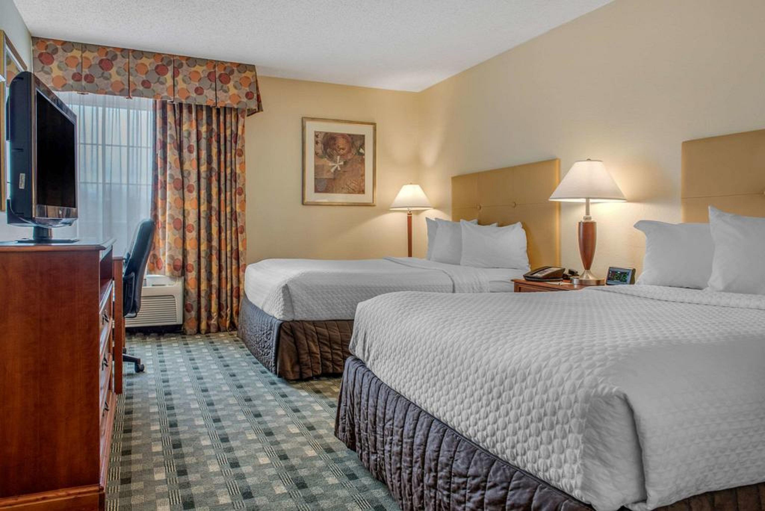 Quality Hotel Conference Center Cincinnati Блу-Аш Екстер'єр фото