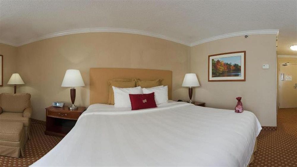 Quality Hotel Conference Center Cincinnati Блу-Аш Екстер'єр фото