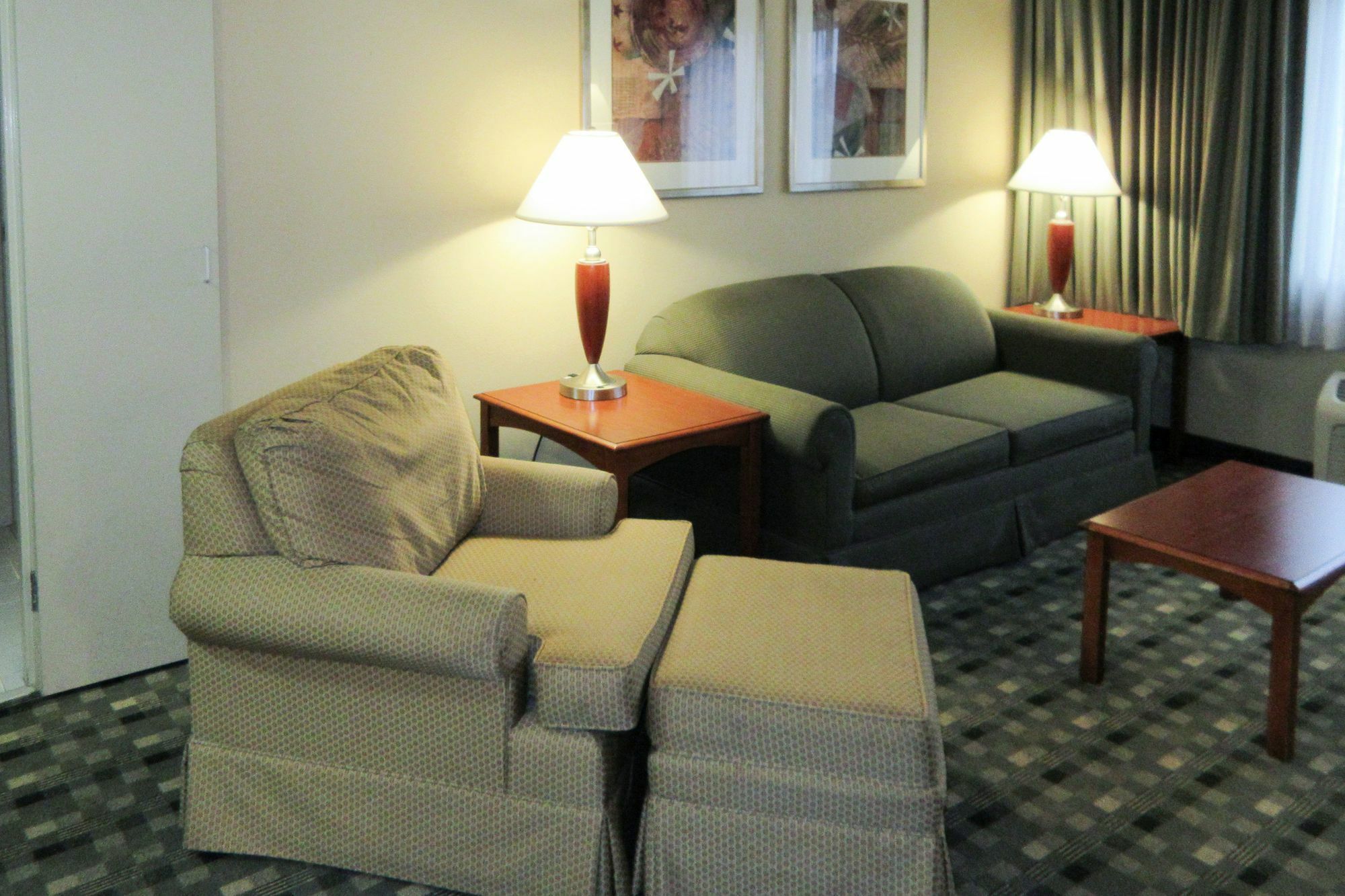 Quality Hotel Conference Center Cincinnati Блу-Аш Екстер'єр фото